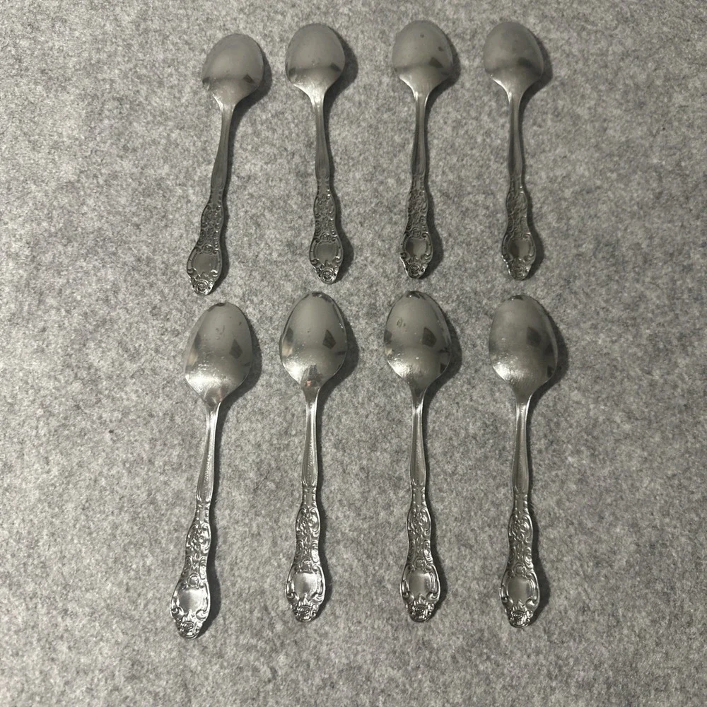 8 International Stainless VERONA Pattern Teaspoons Korea‎